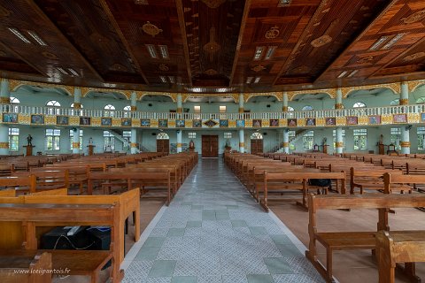 20191126__00041-19 Loikaw, catrhédrale du Christ roi, bâtie en 1939 et mélange de styles européen et bouddhiste