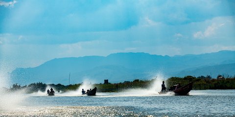 20191122__00171-72 Lac Inle, transport de personnes