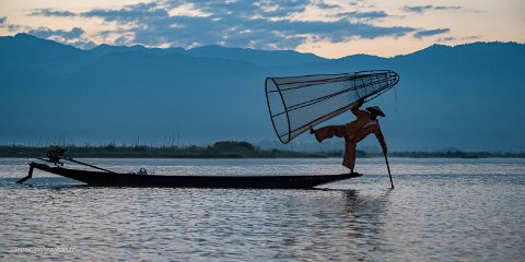 20191123__00303-6 Faux pêcheur de l'office du tourisme dès le petit matin