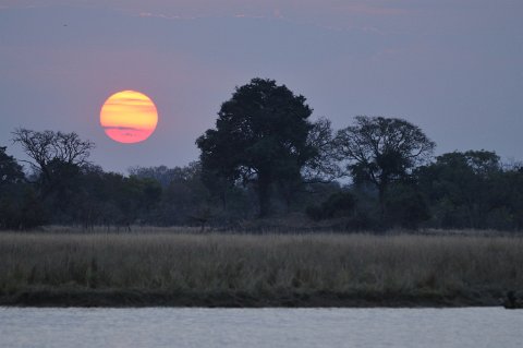 DSD_5974 Zambie, parc de Kafue près de la route Mongu-lusaka, coucher de soleil