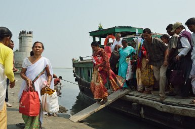 57100F2015___05230 Assam, Bogibeel bridge, sur le Brahmapoutre, le bac